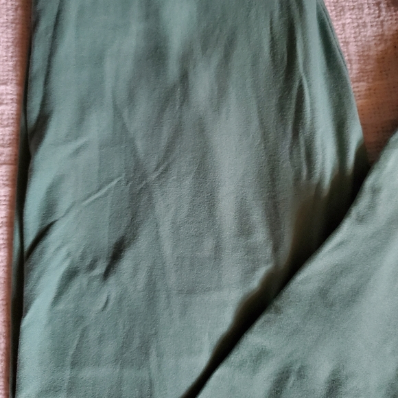 LuLaRoe Leggings OS - Picture 2 of 3